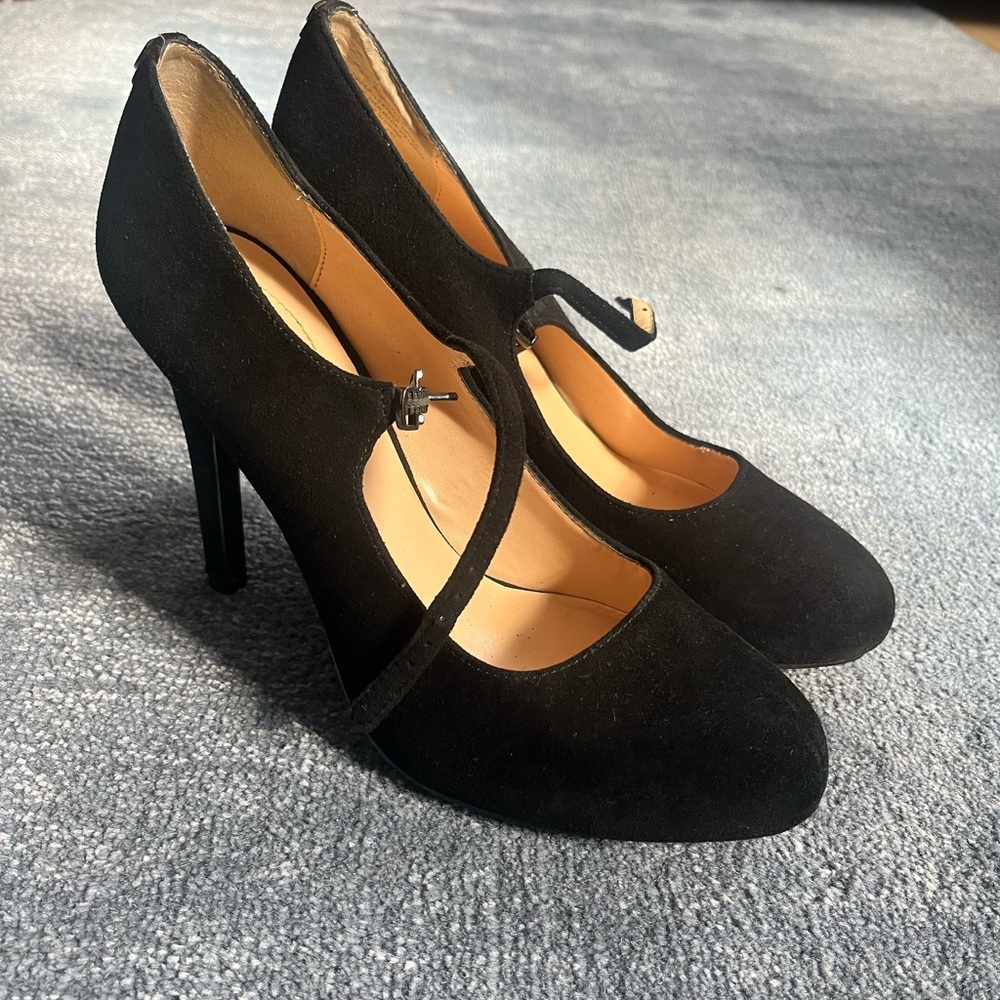 Guess Classic Black Mary Jane High Heels